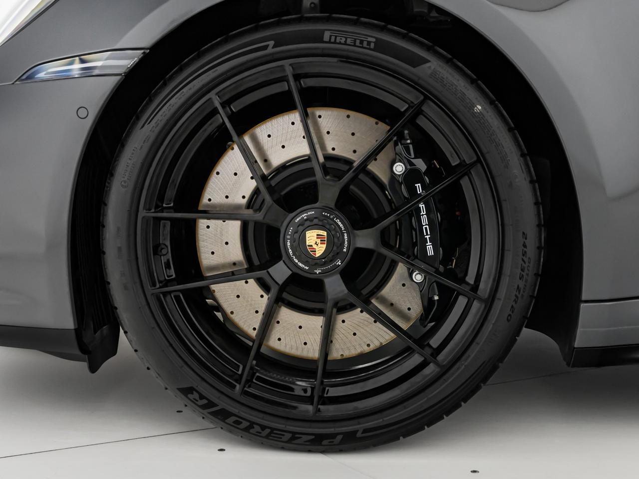 Porsche 911 coupe 3.6 carrera gts auto