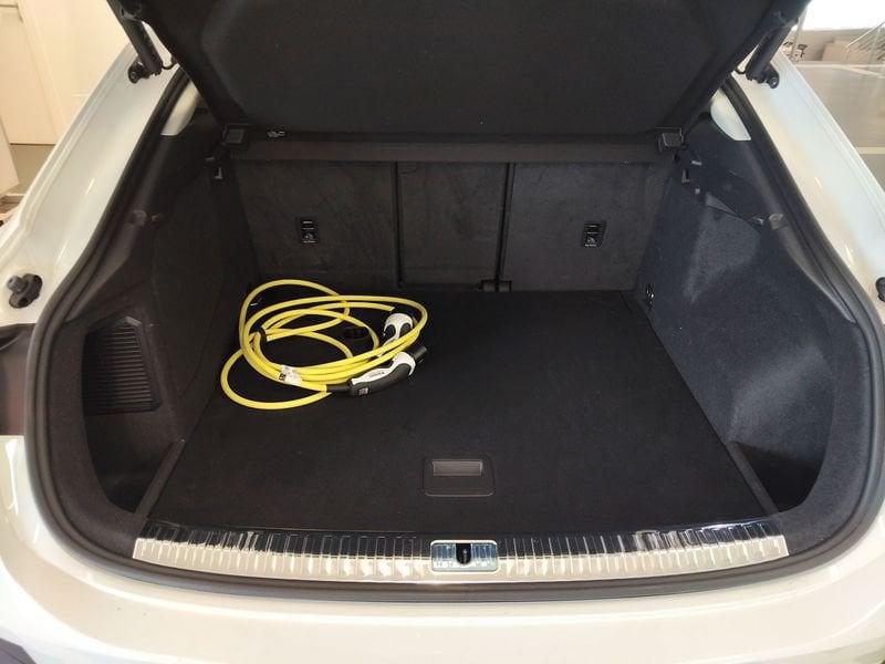 Audi Q3 Sportback 45 TFSI e S tronic S Line Edition