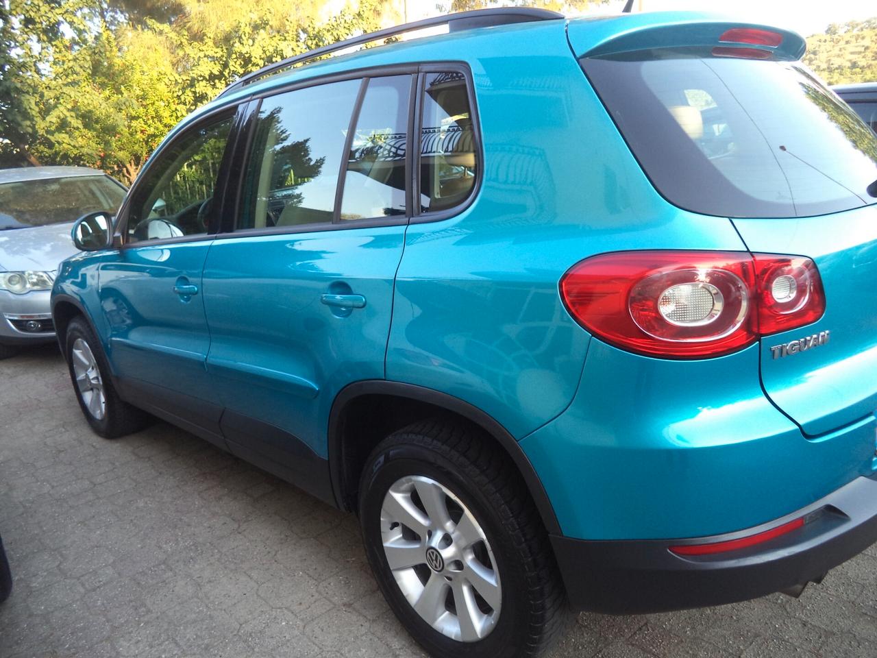 Volkswagen Tiguan 2.0 16V TDI DPF Track & Field (28°)