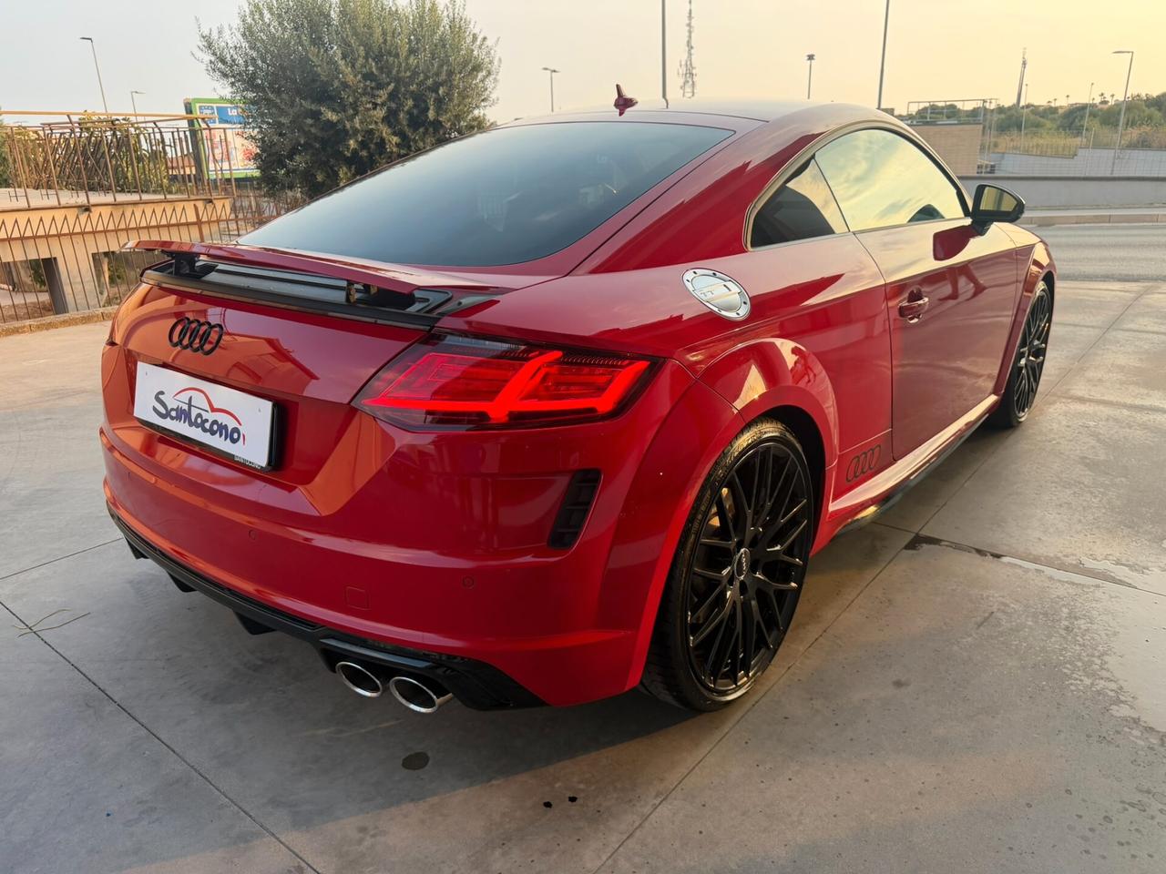 Audi TT TTS Coupé TFSI quattro S tronic competition plus