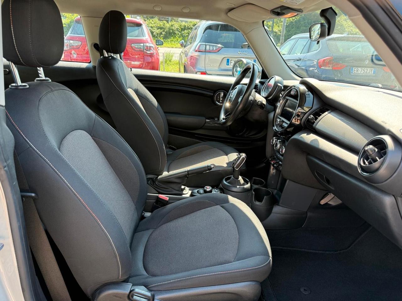 Mini 1.5 Cooper *automatica* *no vincoli*