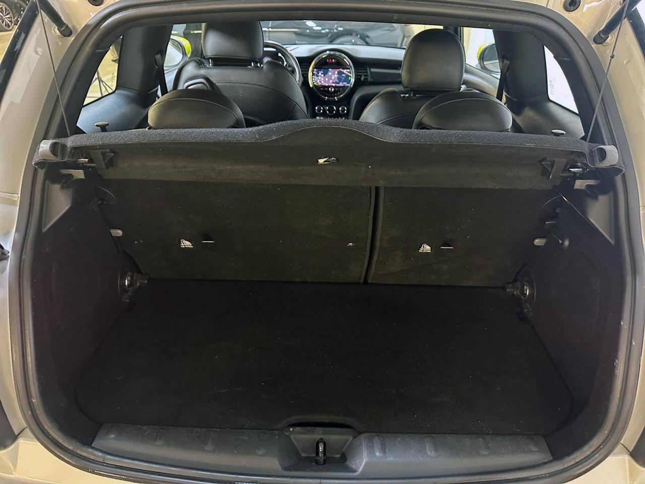 MINI Mini Cooper SE L