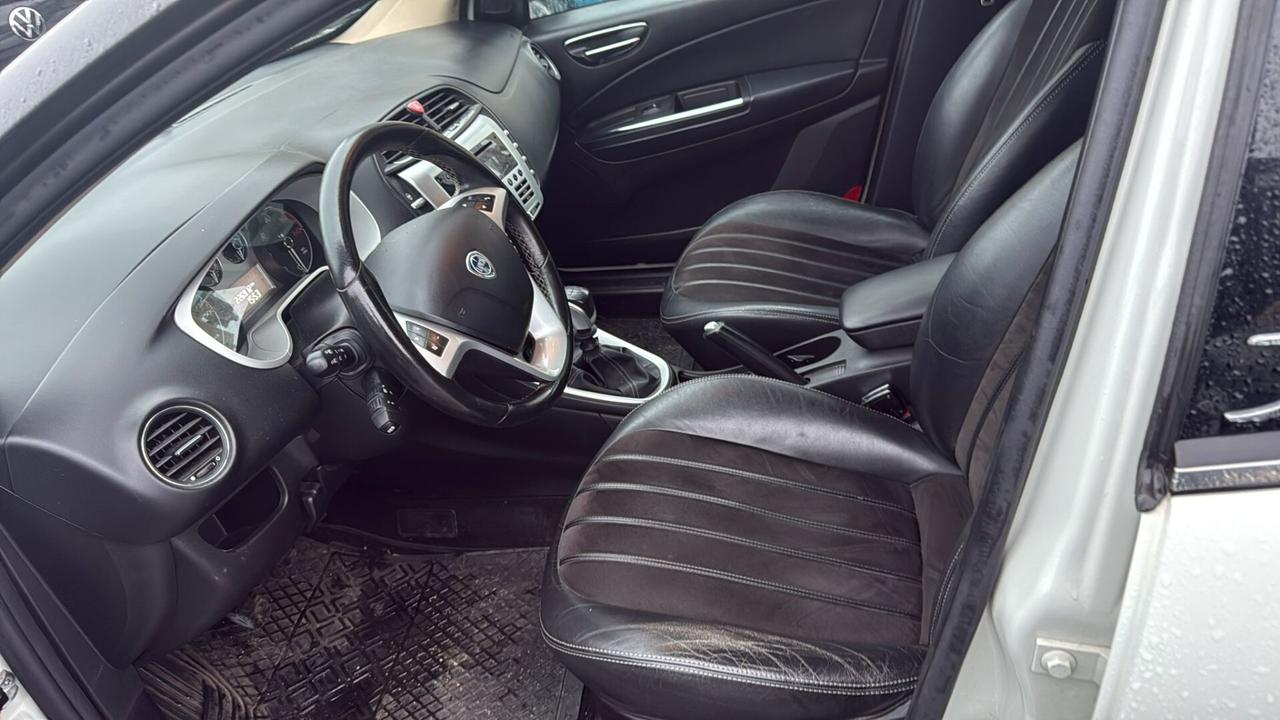 Lancia Delta 1.6 MJT DPF Business