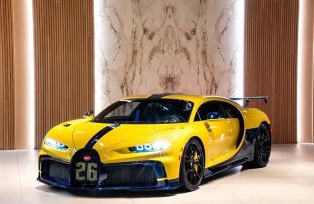 BUGATTI Chiron CHIRON PUR SPORT 8.0 W16 1500HP "1 OF 60"