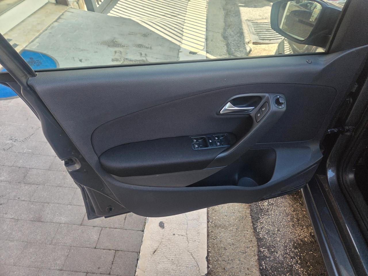 VW POLO 1.2 BENZINA 70 CV KM 110000 CERTIF
