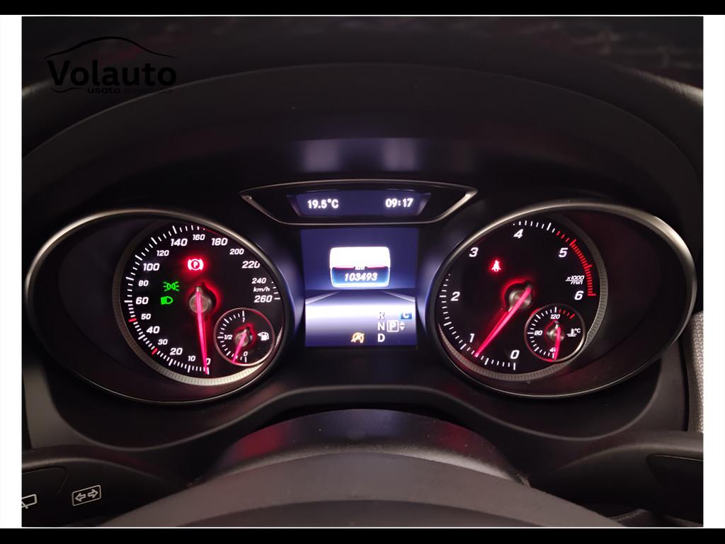 Mercedes-Benz GLA-X156 2017 - GLA 200 Sport auto
