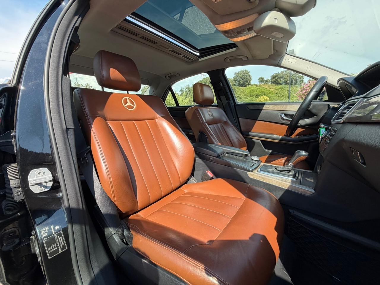 Mercedes-benz E 220 CDI BlueEFFICIENCY Avantgarde AMG