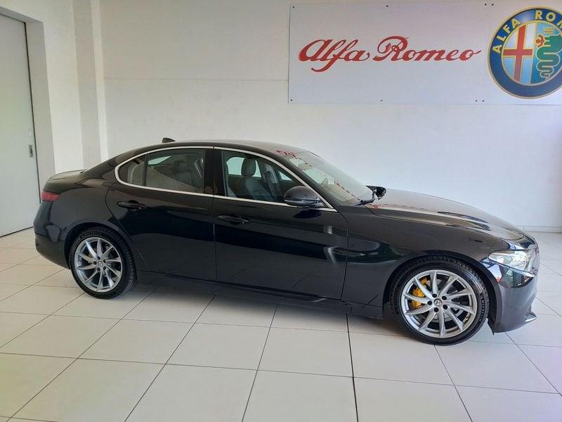 Alfa Romeo Giulia Giulia 2.2 Turbodiesel 180 CV AT8 Super
