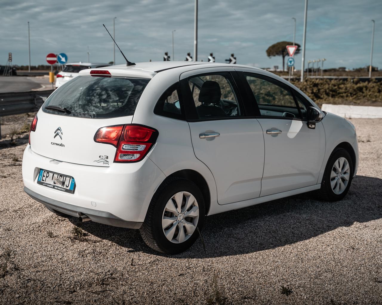 Citroen C3 1.1 business c/ esp,nvi,sens,parc.