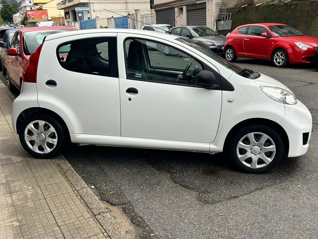 Peugeot 107 1.0 68CV 5p. Desir