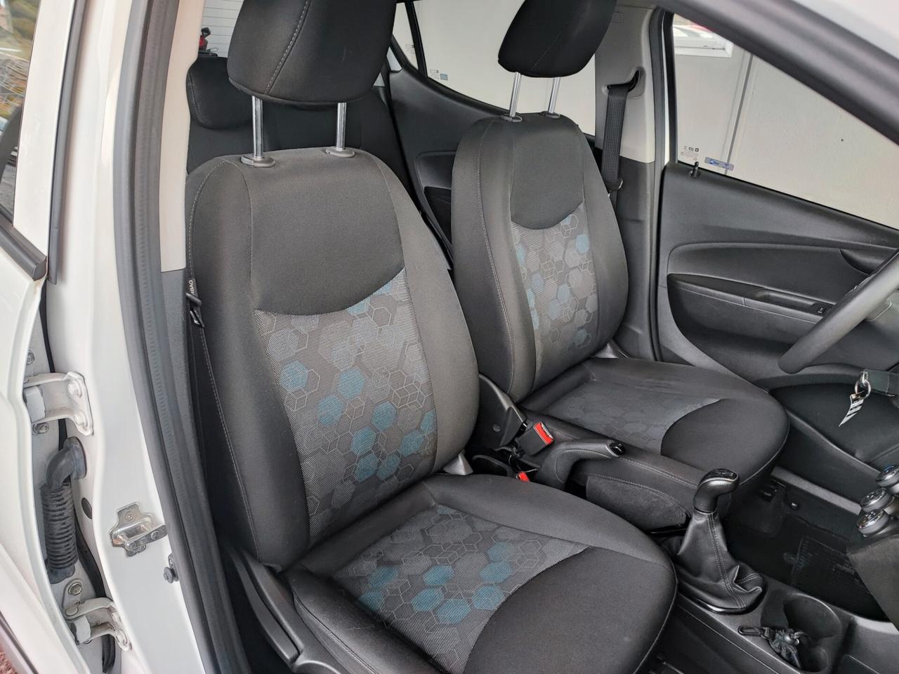 Opel Karl Rocks 1.0 73 CV GPL