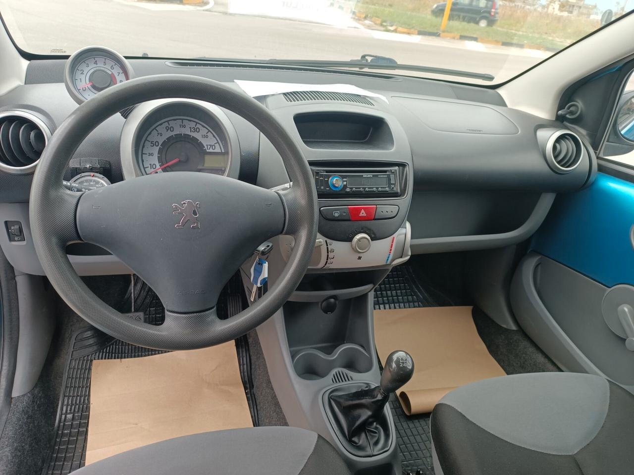 Peugeot 107 1.0 68CV 3p. Desir