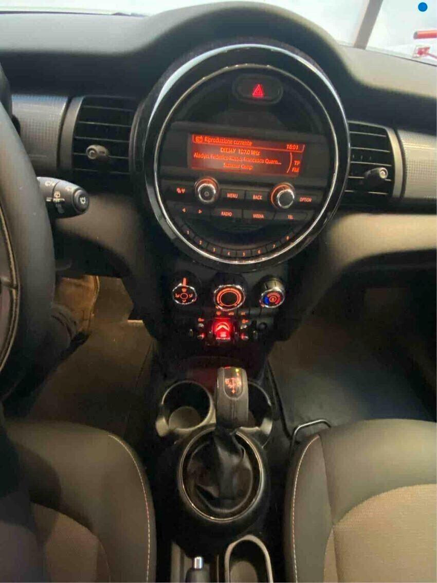 Mini 1.5 Cooper D 5 porte Cambio Automatico