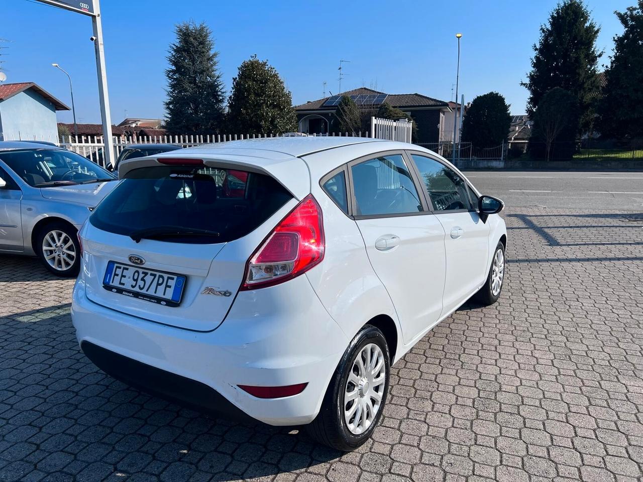 Ford Fiesta 1.5 TDCi 75CV 5 porte Black & White Edition