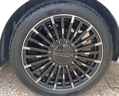 Fiat 500e 42 kWh La Prima