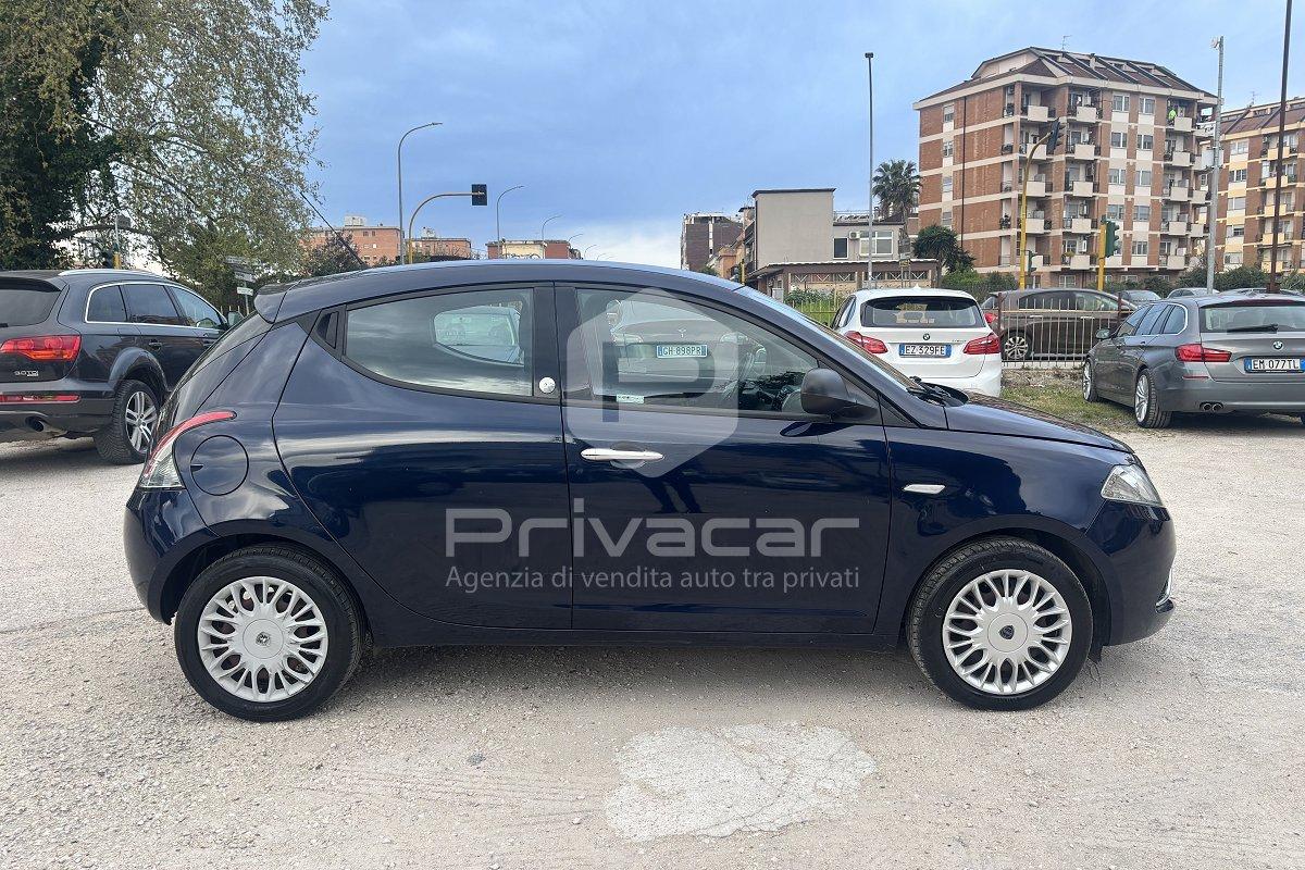 LANCIA Ypsilon 1.2 69 CV 5 porte GPL Ecochic Gold