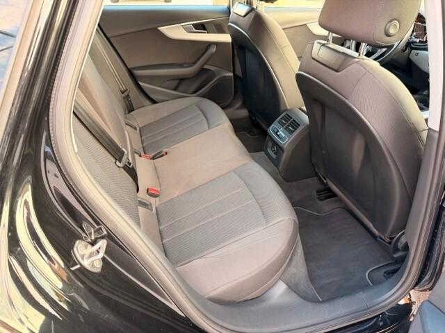 Audi A4 Avant 30 2.0 Tdi 136cv Business Advanced S-tronic VIRTUAL COCKPIT