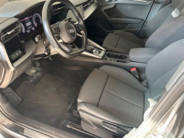 Audi A3 Sportback 35 2.0 tdi S line Edition