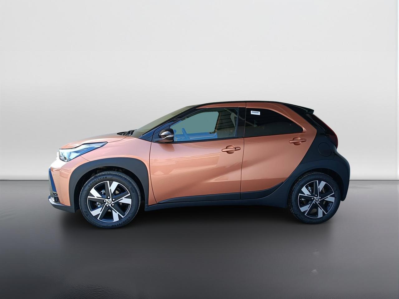 TOYOTA AYGO X HEV ICON MC26