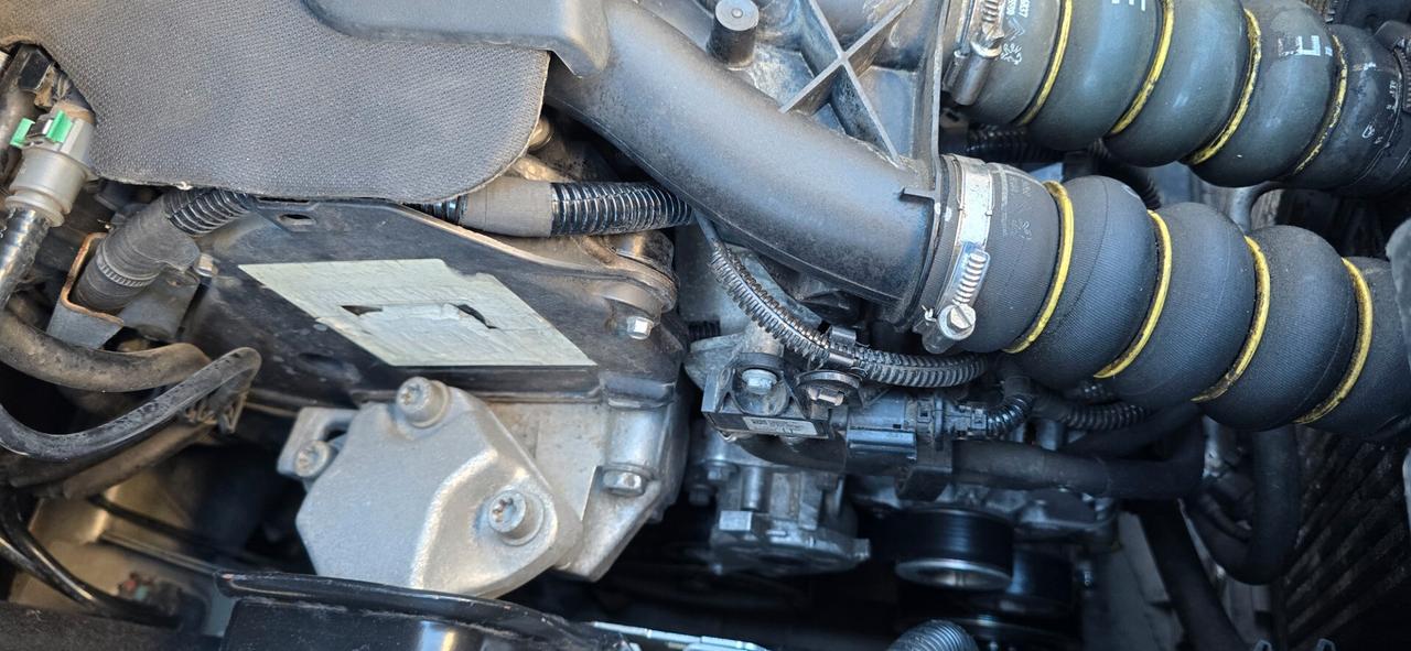 Peugeot 3008 1.6 e-HDi 112CV cambio robotizzato Stop&Start Access