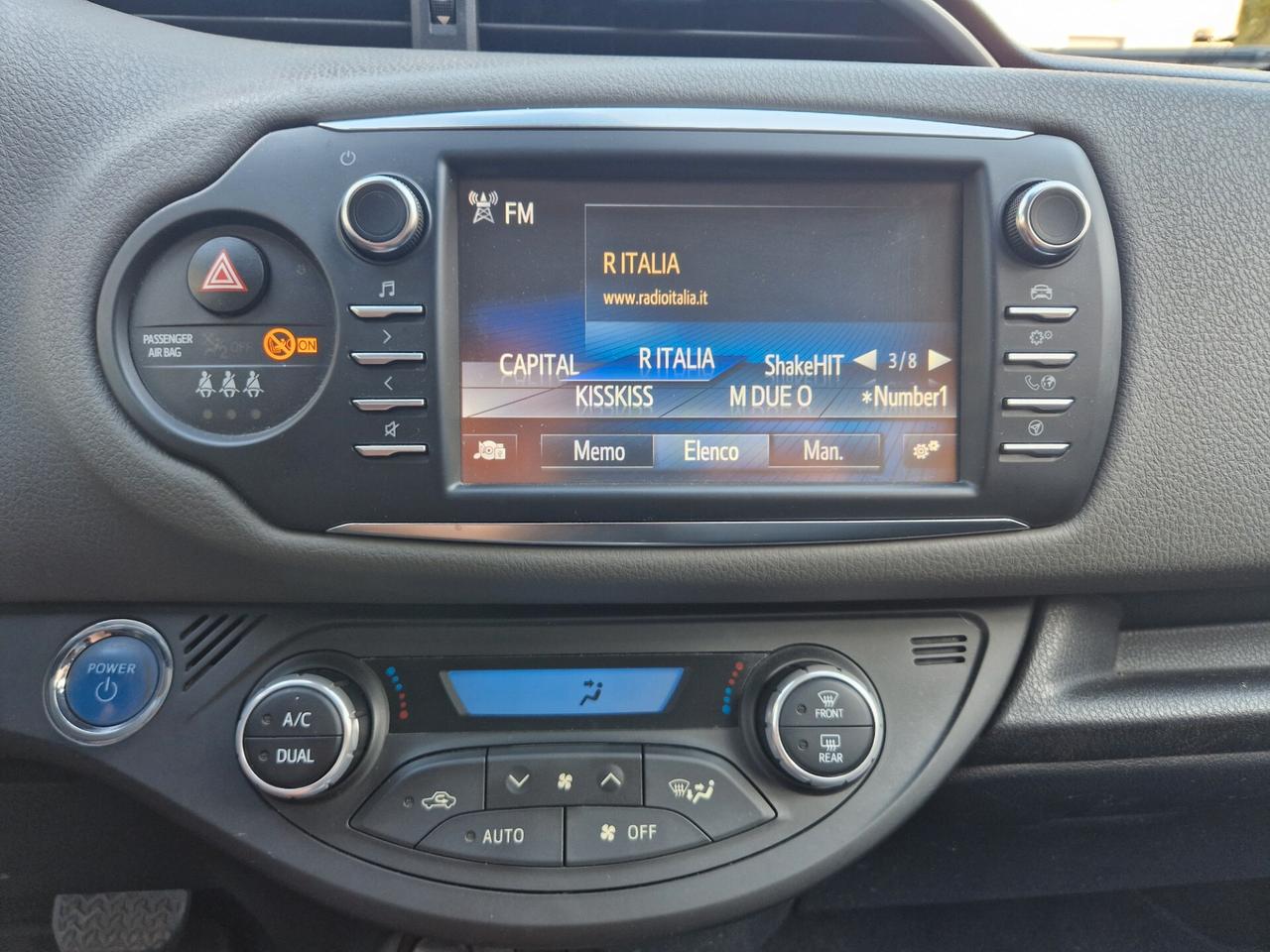 Toyota Yaris Hybrid 1.5 73CV AUTOMATICA, Bluetooth, Retrocamera, ADAS
