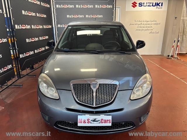 LANCIA Ypsilon 1.2 69 CV Argento