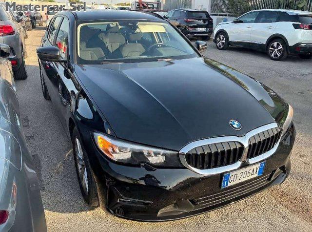 BMW 320 320d Touring mhev 48V xdrive Business Advantage au