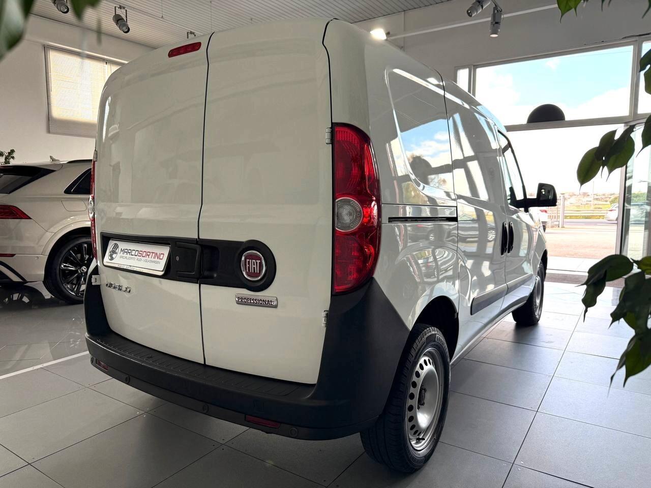 Fiat Doblo 1.6 MJT 120CV S&S "I.V.A.T.O"