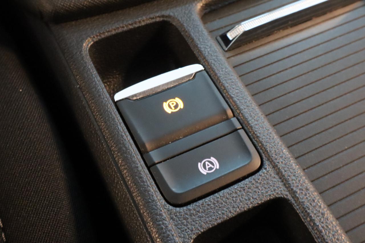 Skoda Octavia 2.0 TDI 115CV WAGON AMBITION DSG ACC LED