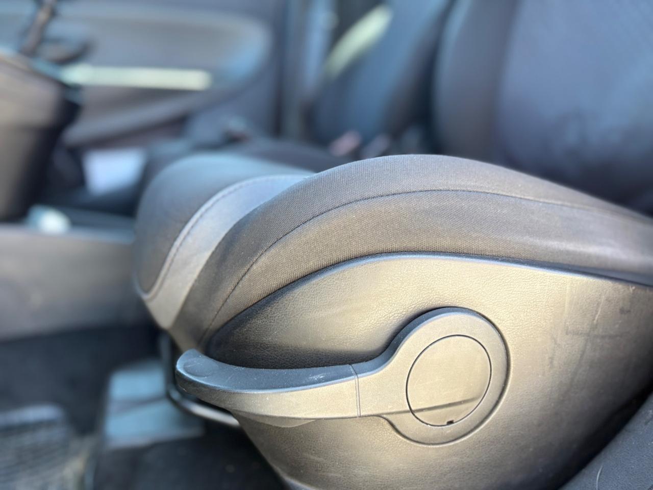 Lancia Ypsilon 1.2 69 CV 5 porte GPL Ecochic Silver