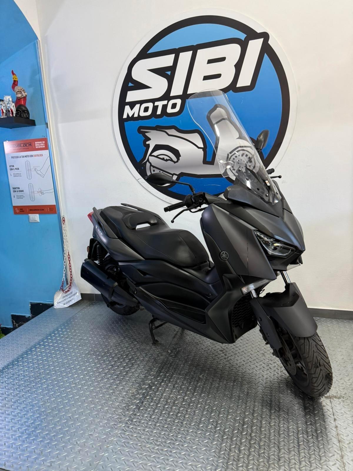 Yamaha X-Max 300