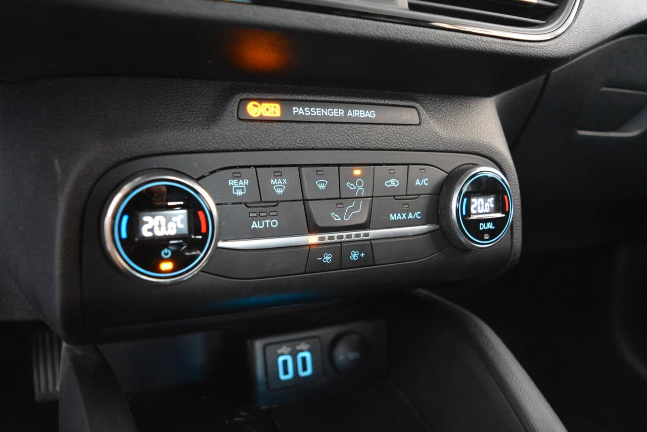 Ford Focus 10 Hybrid 125 CV 5 porte ST-Line telecamera