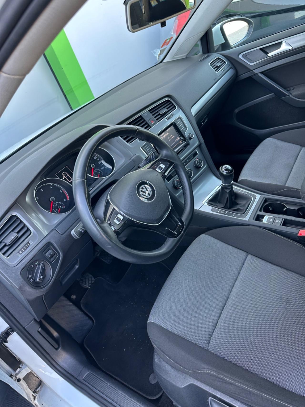 Volkswagen Golf 1.6 TDI 5p. Highline BlueMotion Technology