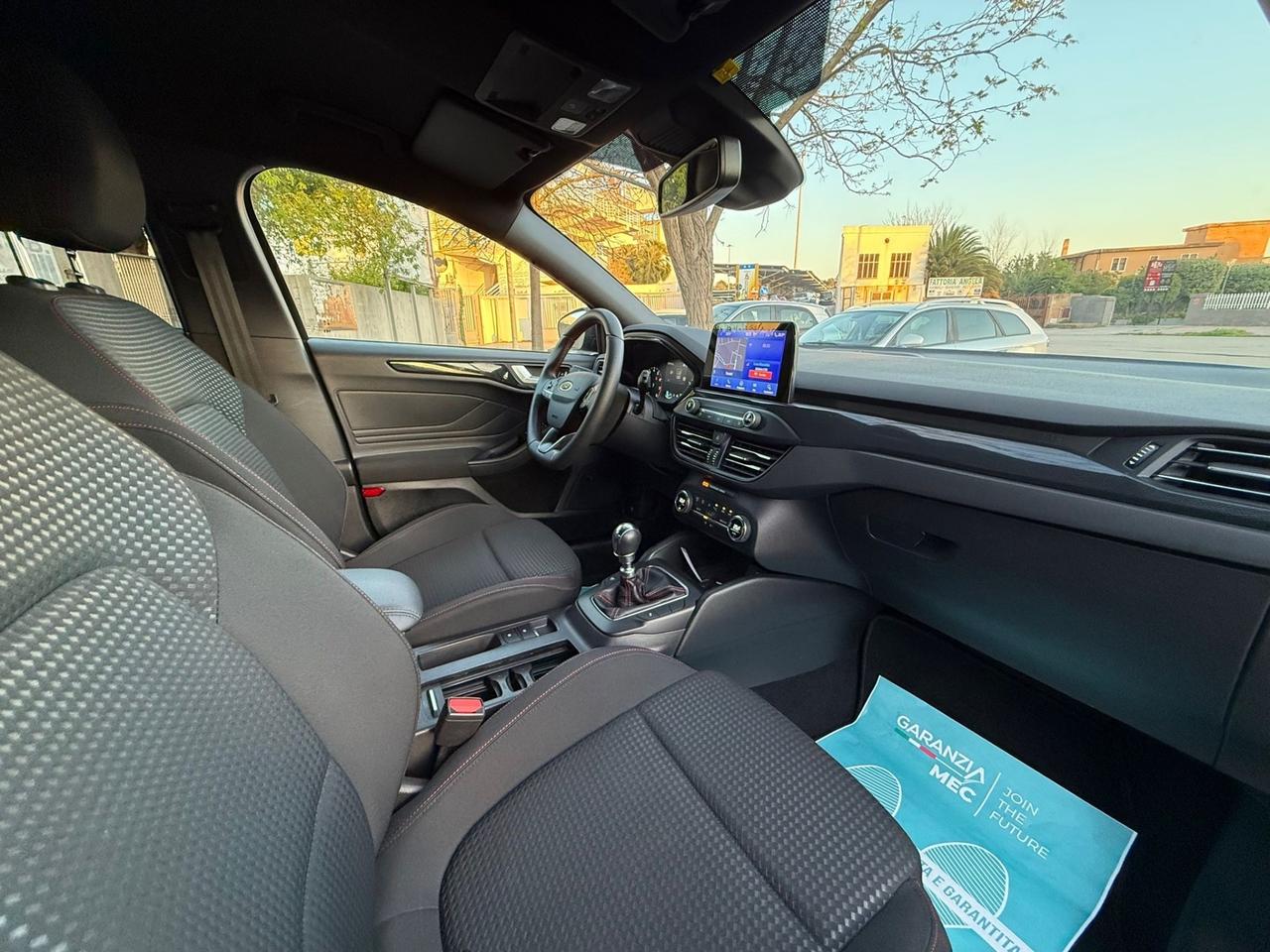 Ford Focus 1.0 HYBRID KM. 55.000! ST Line 125 CV 5p.