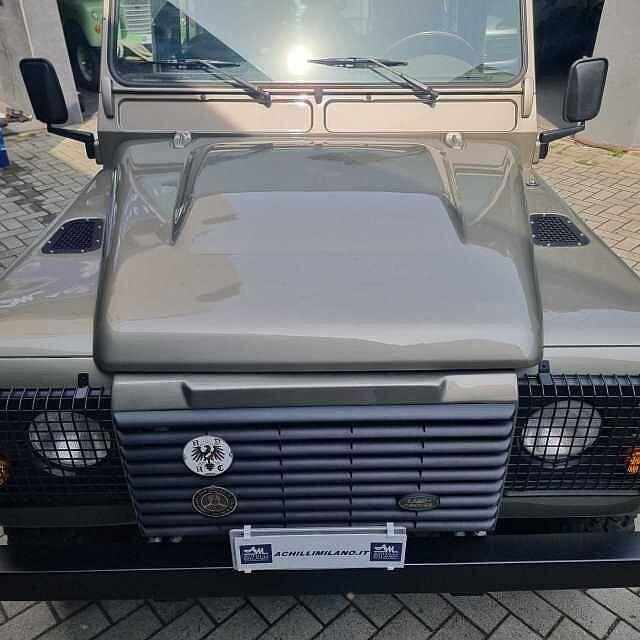 Land Rover Defender 90 2.2 PUMA TD4- LIFE&STYLE