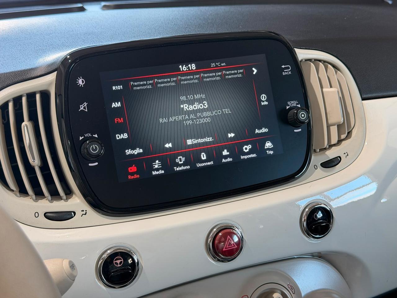 Fiat 500 1.0 Hybrid Dolcevita