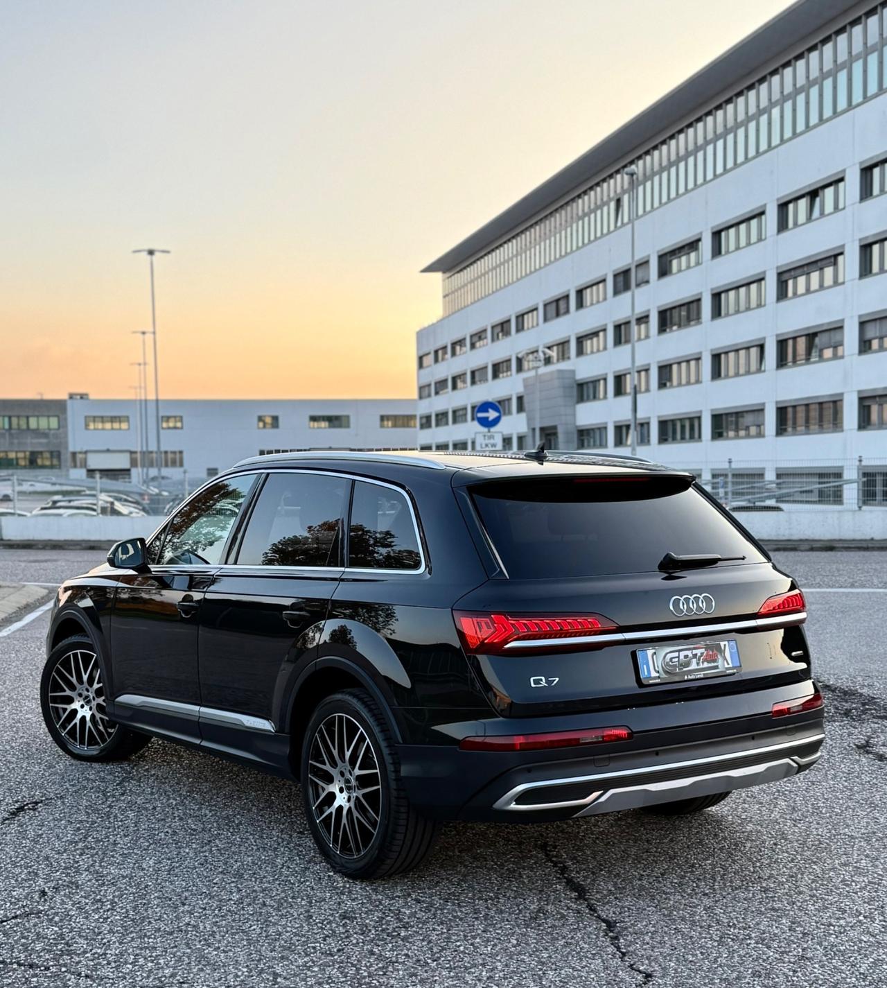 Audi Q7 50 TDI quattro tiptronic Business