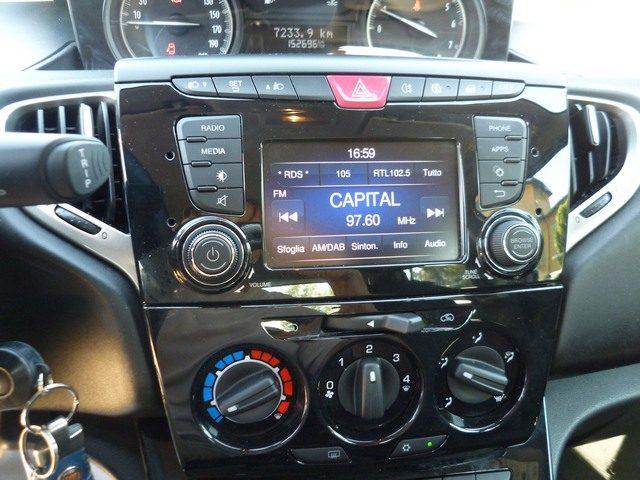 LANCIA Ypsilon 1.2 69 CV 5 porte S&S Gold