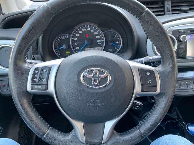 Toyota Yaris Yaris 5p 1.5h Lounge