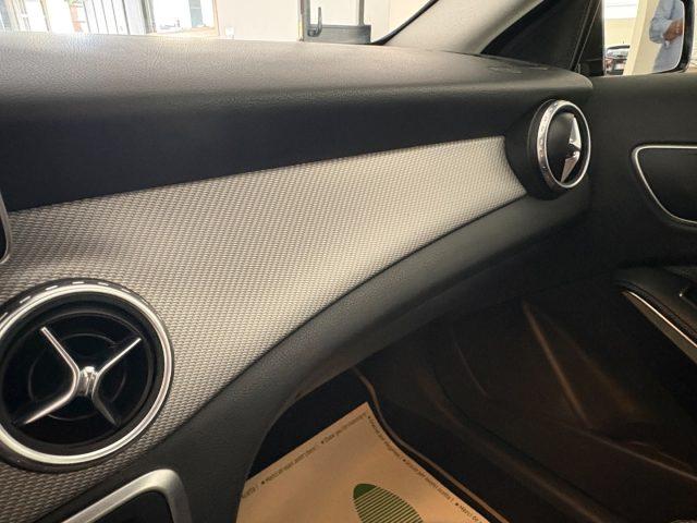 MERCEDES-BENZ GLA 180 D AUTOMATICA BUSINESS NESSUN OBBLIGO DI FINANZIAM.