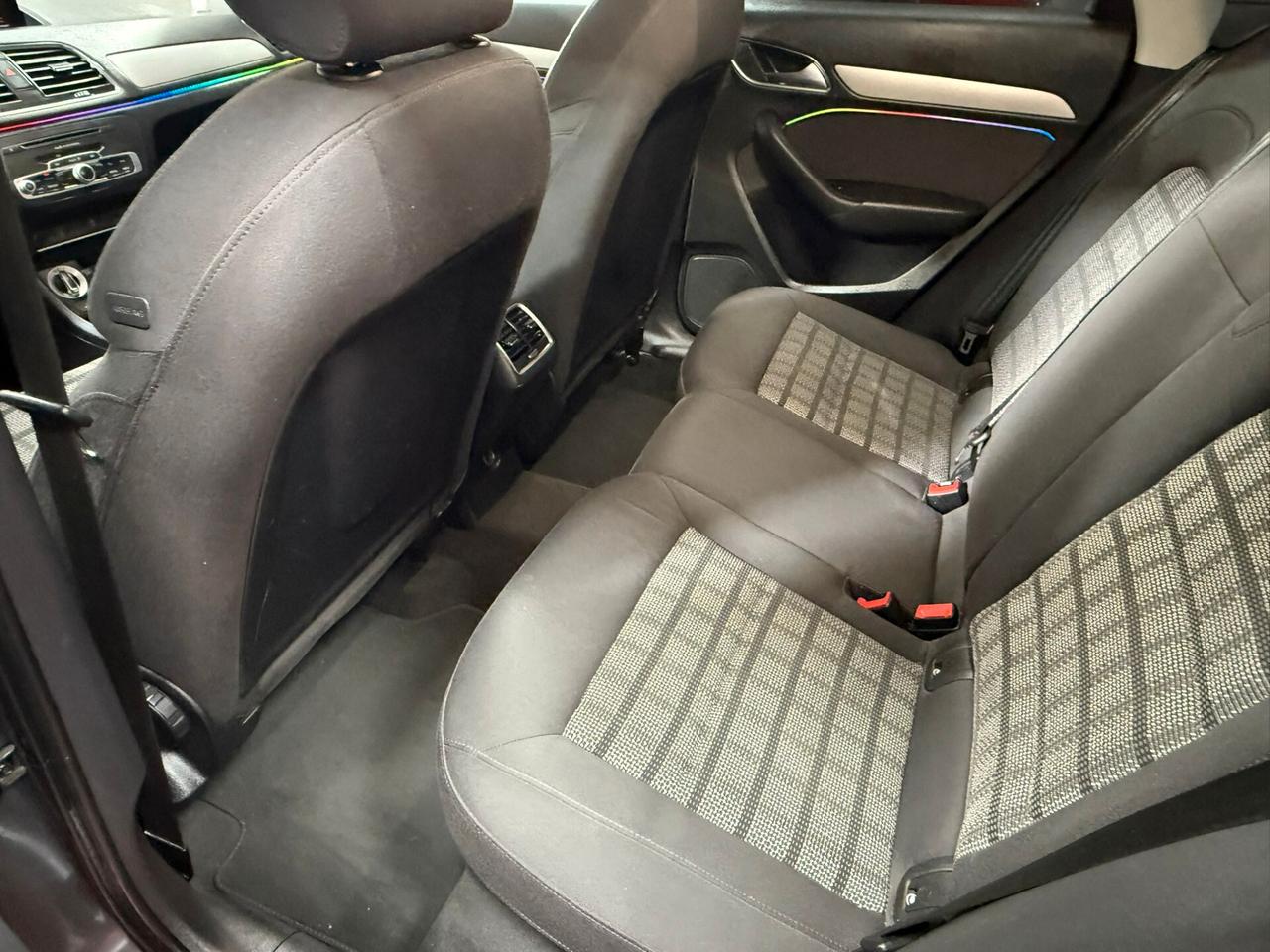 Audi Q3 2.0 TDI 140cv S-LINE - 2012