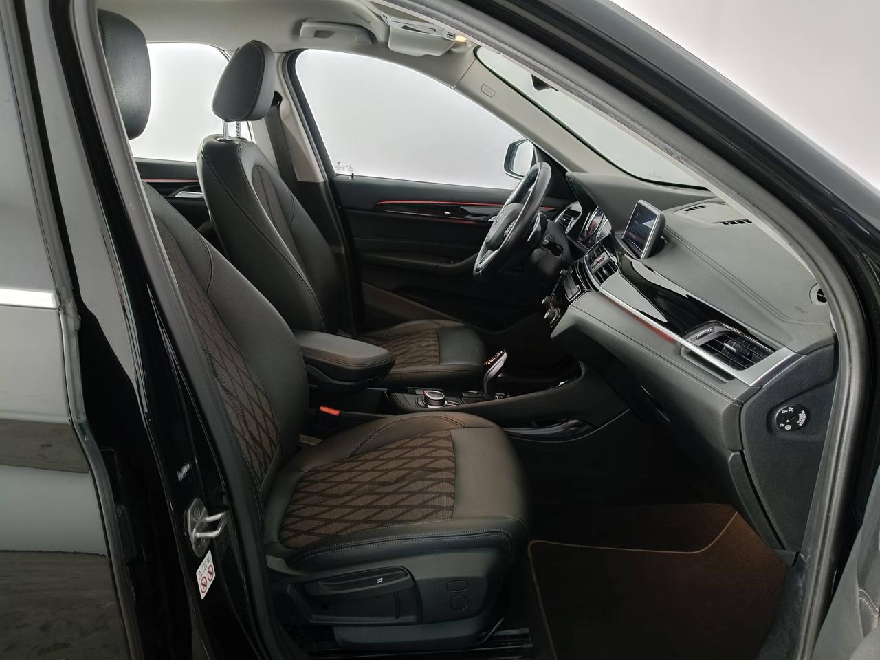 BMW X1 F48 2019 - X1 sdrive18d xLine auto