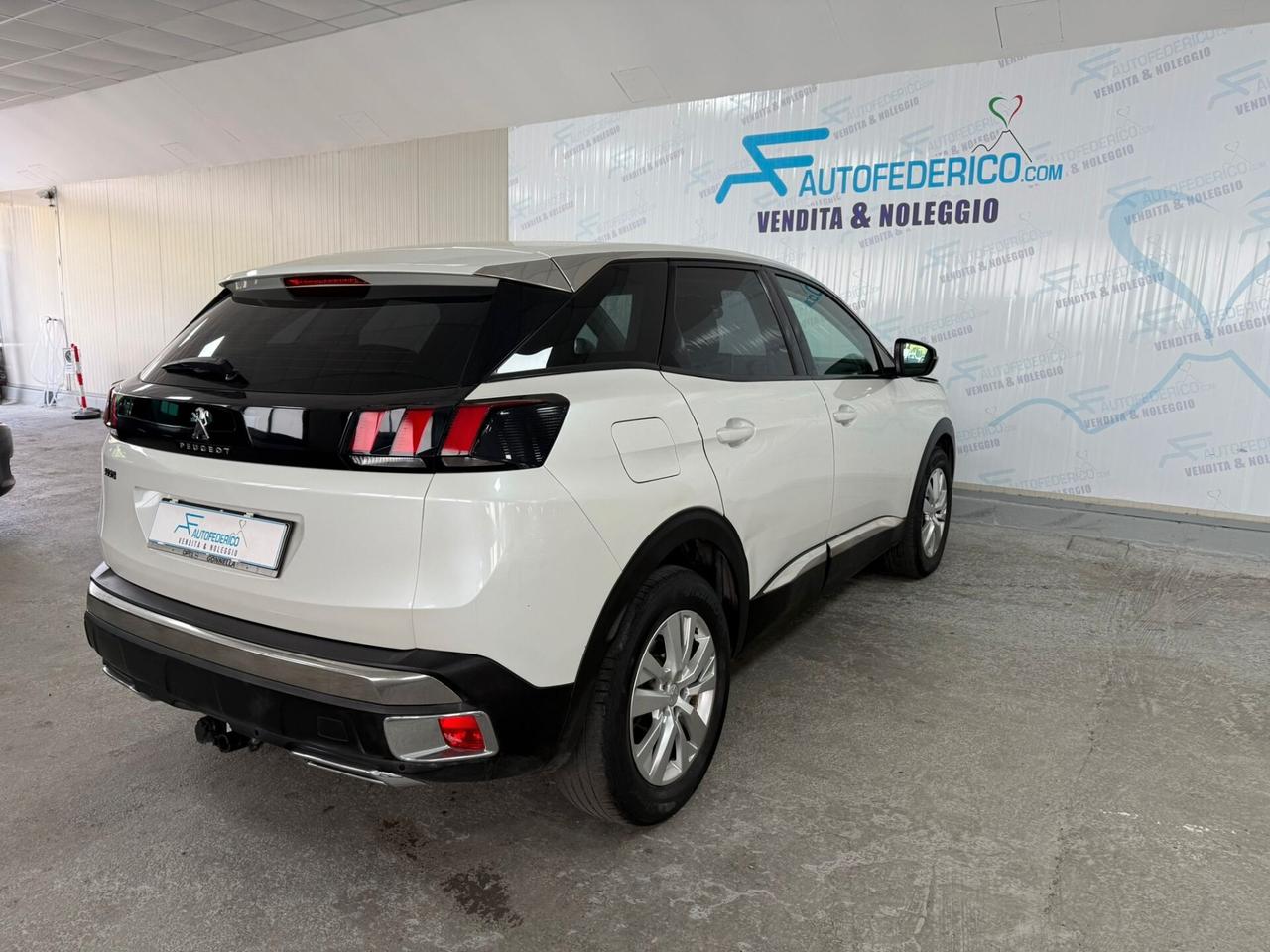 Peugeot 3008 1.5 Hdi 130cv Gancio traino