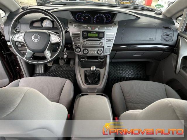 SSANGYONG Rodius 2.2 Diesel 2WD M/T