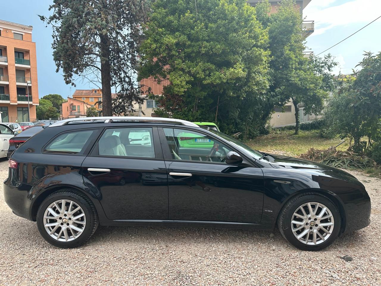 Alfa Romeo 159 1.9 JTS 16V Sportwagon Distinctive