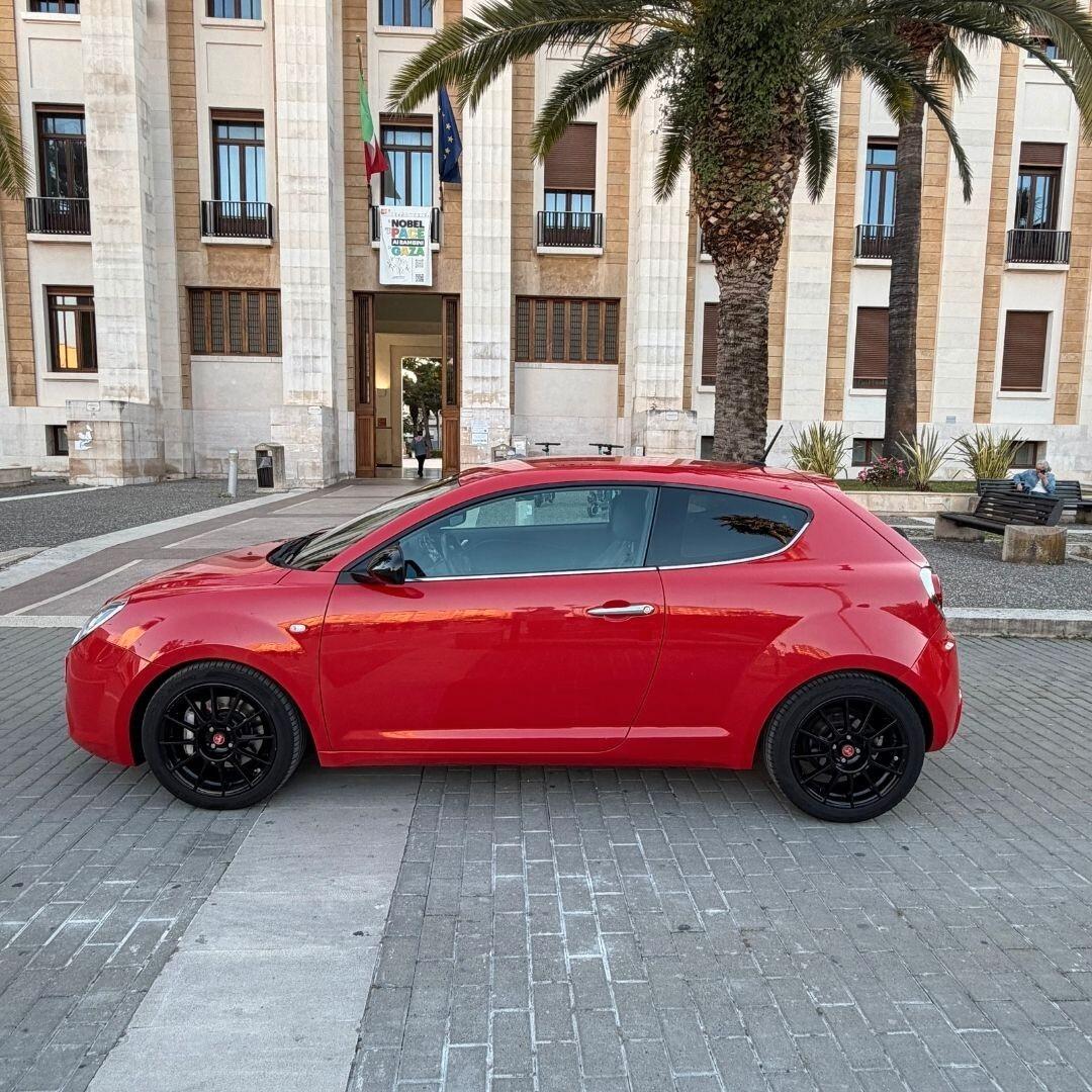 Alfa Romeo MiTo 1.4 T 155CV Distinctive Premium Pack