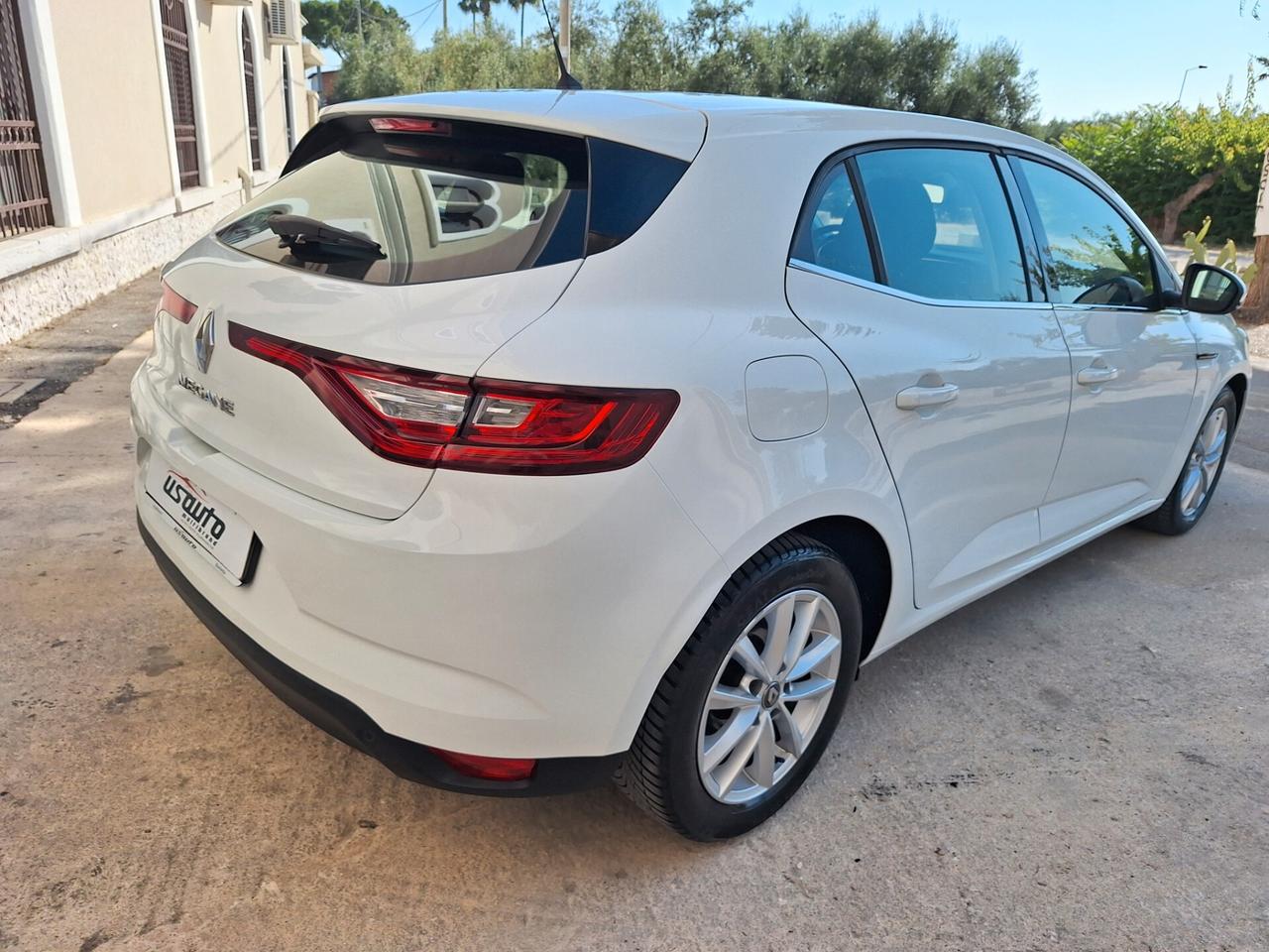Renault Megane 1.5 dCi 110 CV BERLINA 2016