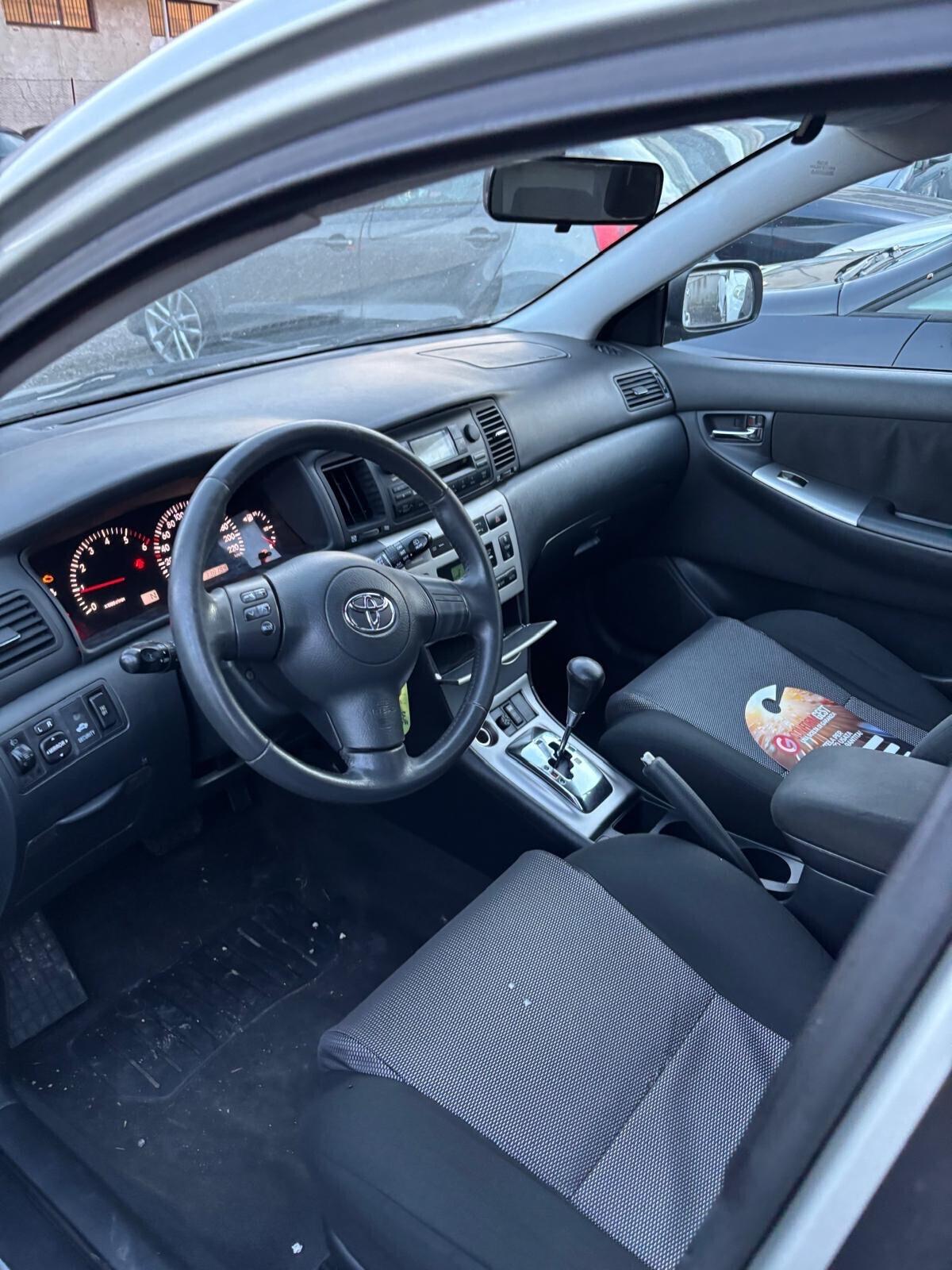 Toyota Corolla 1.4 D-4D M-MT 5 porte ESP