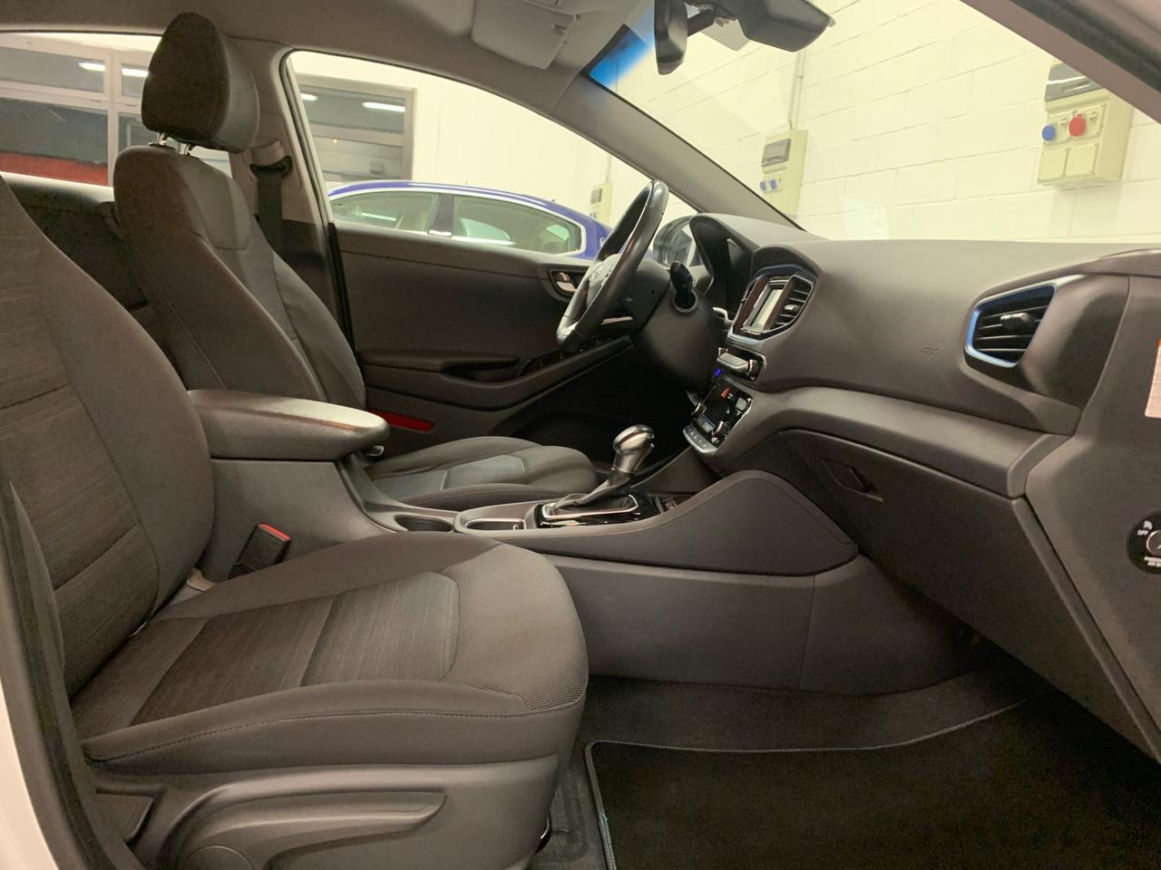 Hyundai Ioniq 1.6 Hybrid DCT Comfort