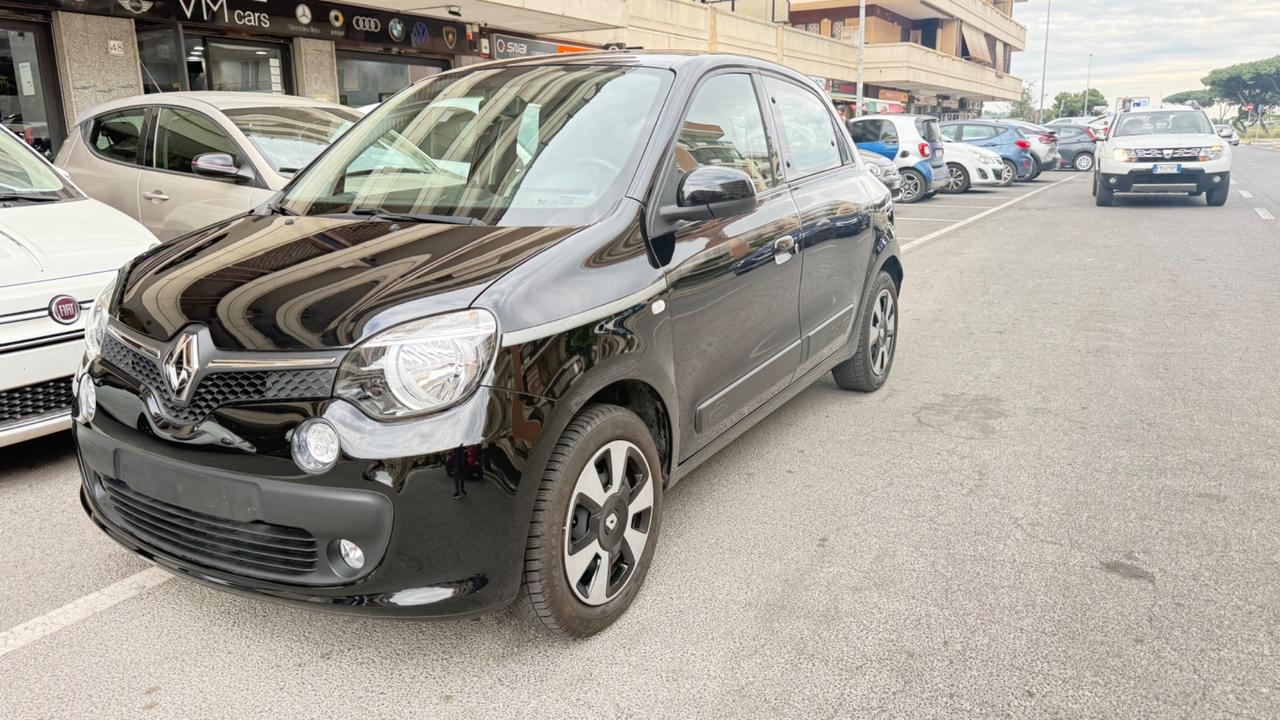 Renault Twingo TCe 90 CV EDC La Parisienne LED PDC BLUETOOTH